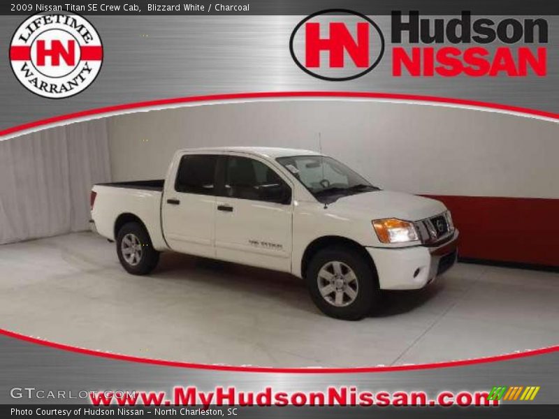Blizzard White / Charcoal 2009 Nissan Titan SE Crew Cab