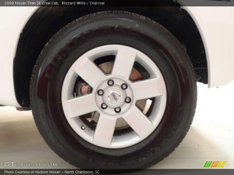 Blizzard White / Charcoal 2009 Nissan Titan SE Crew Cab