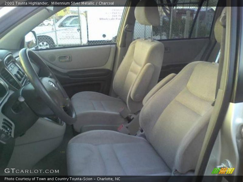 Millennium Silver Metallic / Charcoal 2001 Toyota Highlander