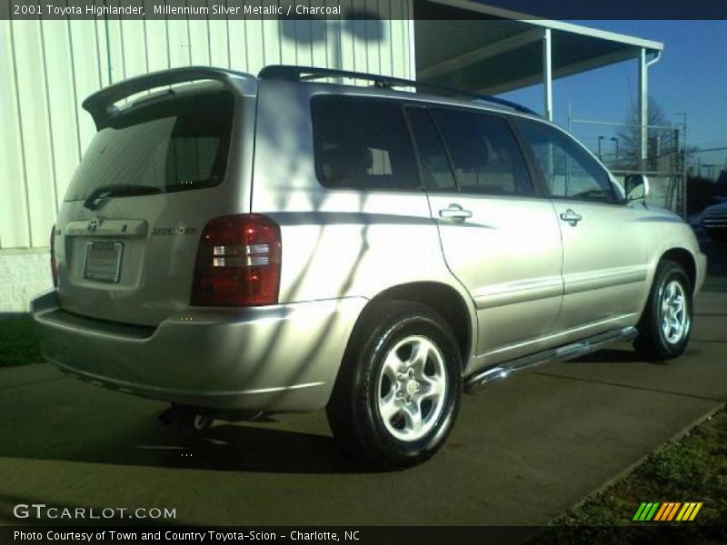 Millennium Silver Metallic / Charcoal 2001 Toyota Highlander