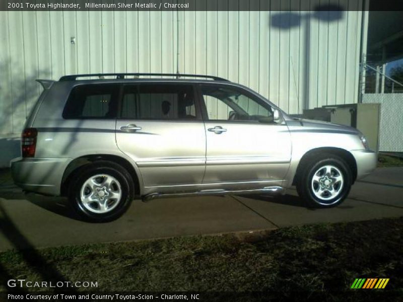Millennium Silver Metallic / Charcoal 2001 Toyota Highlander