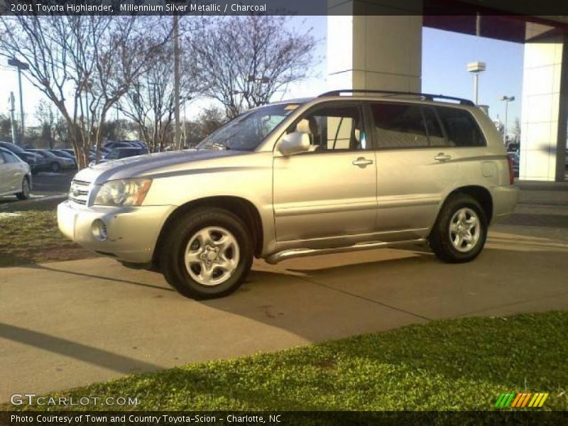 Millennium Silver Metallic / Charcoal 2001 Toyota Highlander