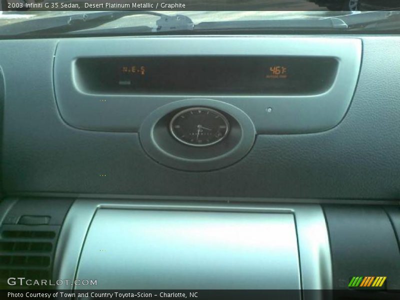 Desert Platinum Metallic / Graphite 2003 Infiniti G 35 Sedan