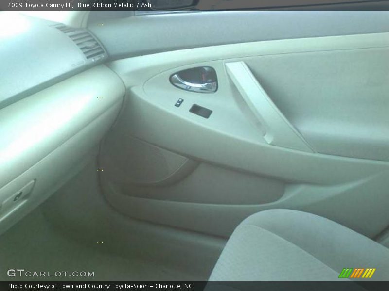 Blue Ribbon Metallic / Ash 2009 Toyota Camry LE
