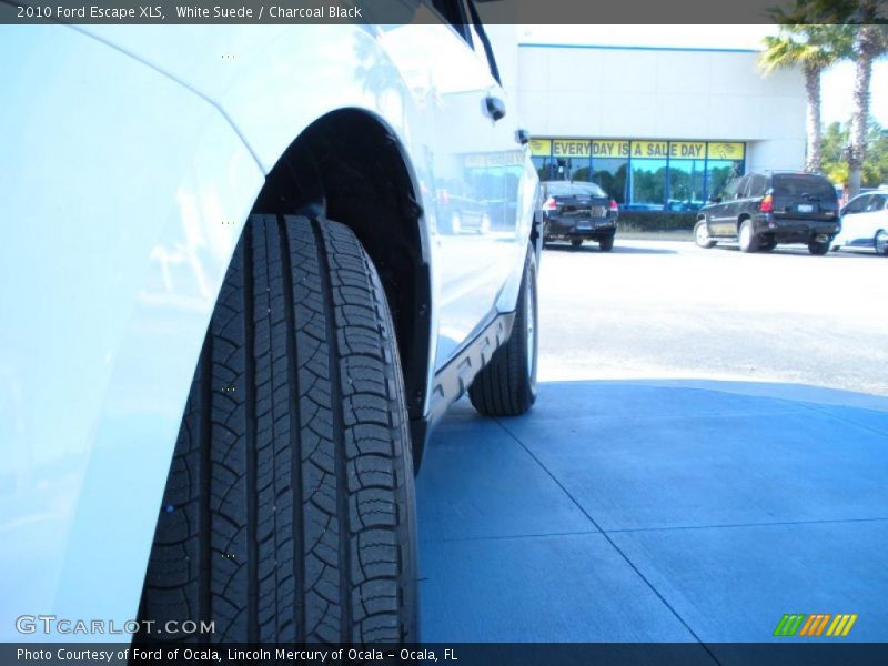 White Suede / Charcoal Black 2010 Ford Escape XLS