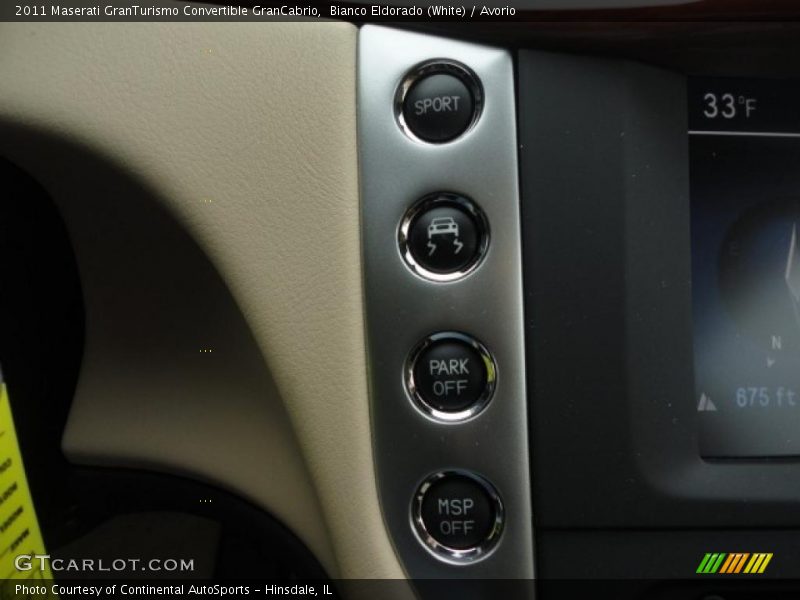 Controls of 2011 GranTurismo Convertible GranCabrio