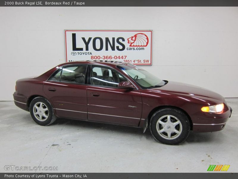 Bordeaux Red / Taupe 2000 Buick Regal LSE