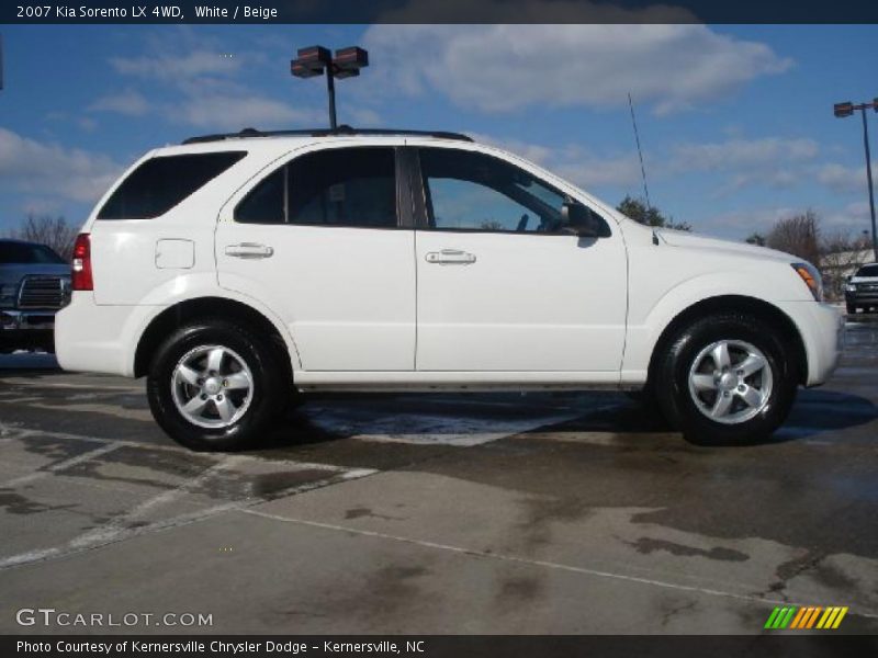White / Beige 2007 Kia Sorento LX 4WD