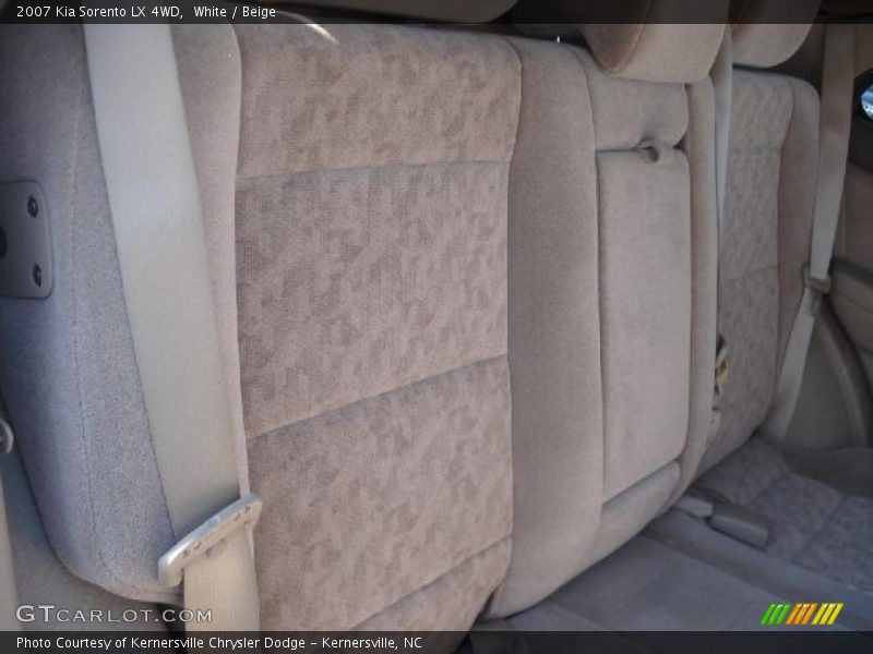 White / Beige 2007 Kia Sorento LX 4WD