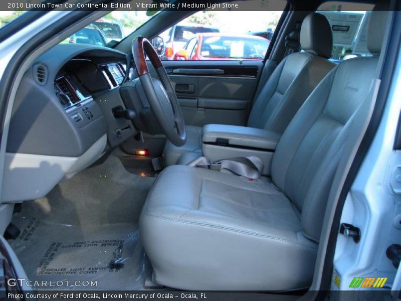 Vibrant White / Medium Light Stone 2010 Lincoln Town Car Continental Edition