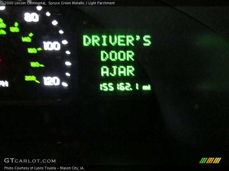 Spruce Green Metallic / Light Parchment 2000 Lincoln Continental