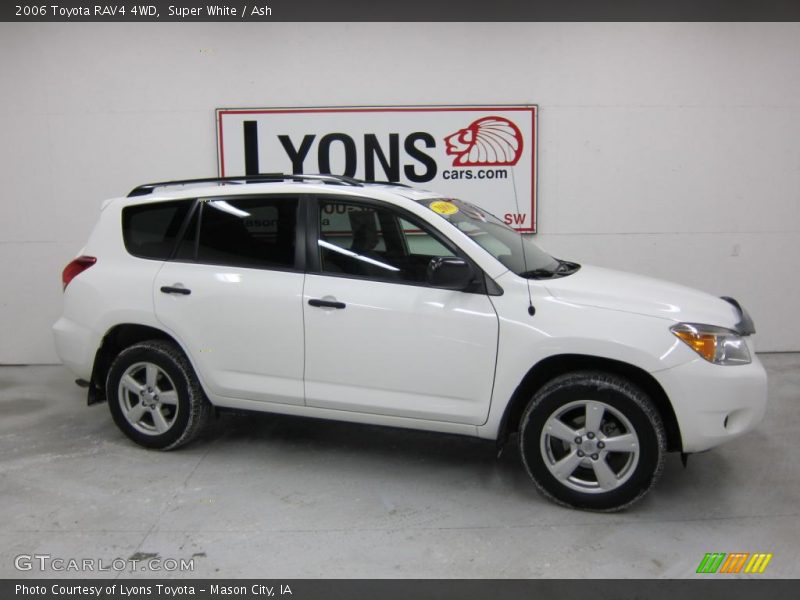 Super White / Ash 2006 Toyota RAV4 4WD
