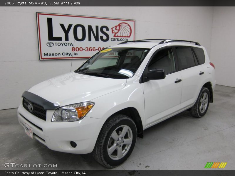 Super White / Ash 2006 Toyota RAV4 4WD