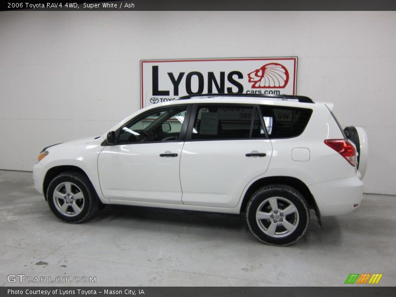 Super White / Ash 2006 Toyota RAV4 4WD
