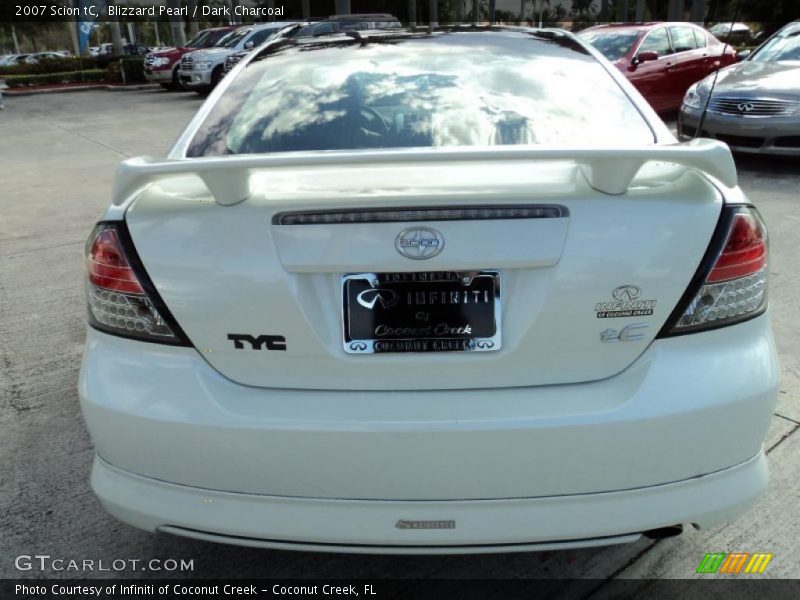 Blizzard Pearl / Dark Charcoal 2007 Scion tC