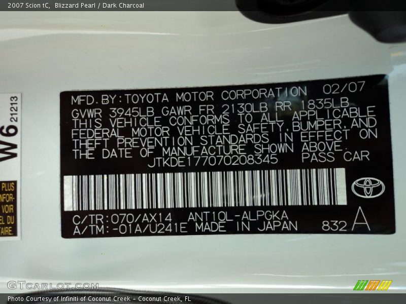 Blizzard Pearl / Dark Charcoal 2007 Scion tC