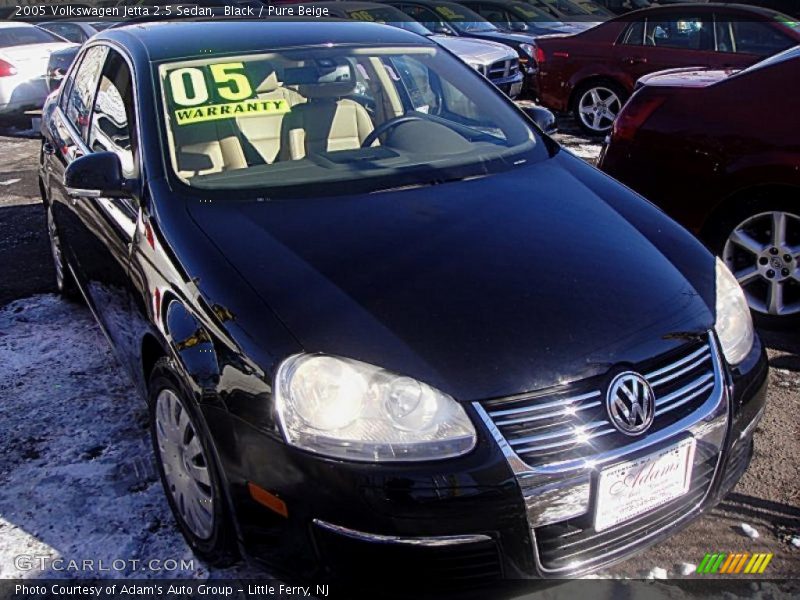 Black / Pure Beige 2005 Volkswagen Jetta 2.5 Sedan