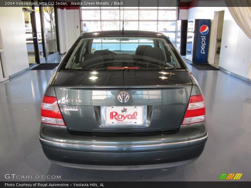 Alaska Green Metallic / Black 2004 Volkswagen Jetta GLS Sedan