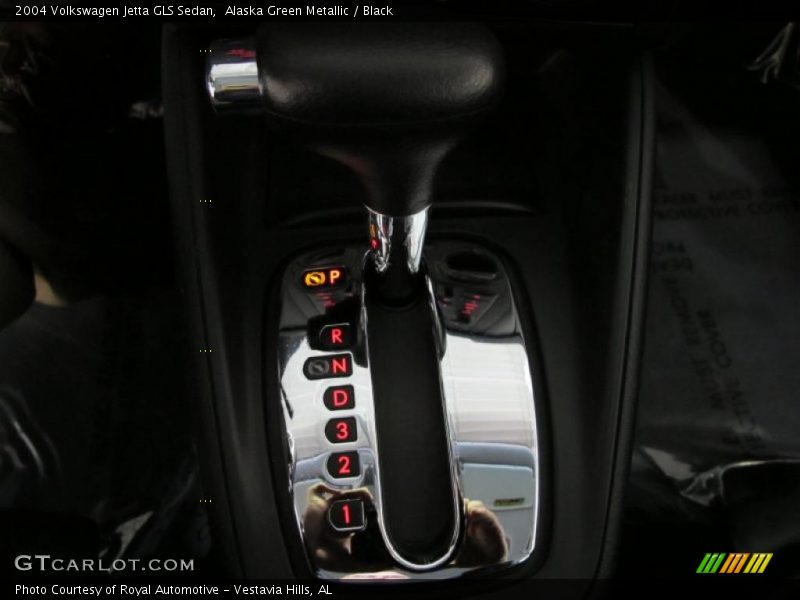 Alaska Green Metallic / Black 2004 Volkswagen Jetta GLS Sedan