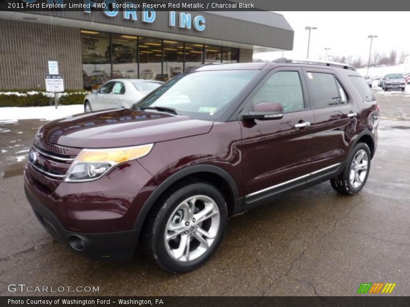 Front 3/4 View of 2011 Explorer Limited 4WD
