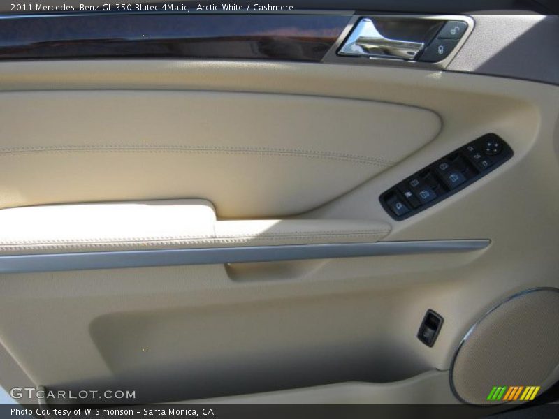 Arctic White / Cashmere 2011 Mercedes-Benz GL 350 Blutec 4Matic