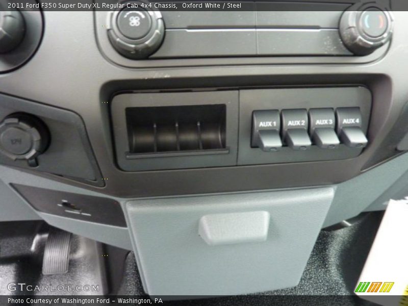 Oxford White / Steel 2011 Ford F350 Super Duty XL Regular Cab 4x4 Chassis