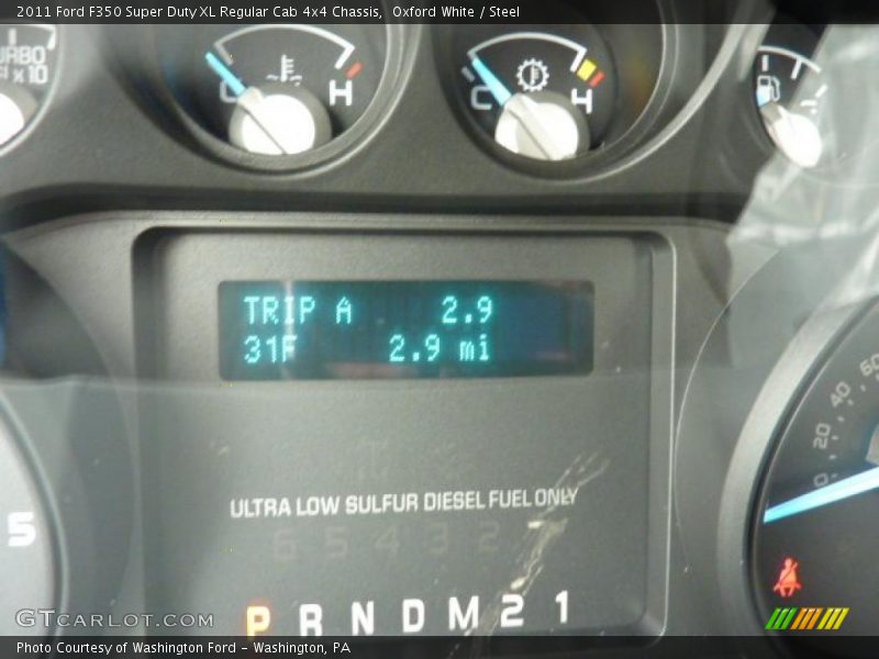 Oxford White / Steel 2011 Ford F350 Super Duty XL Regular Cab 4x4 Chassis