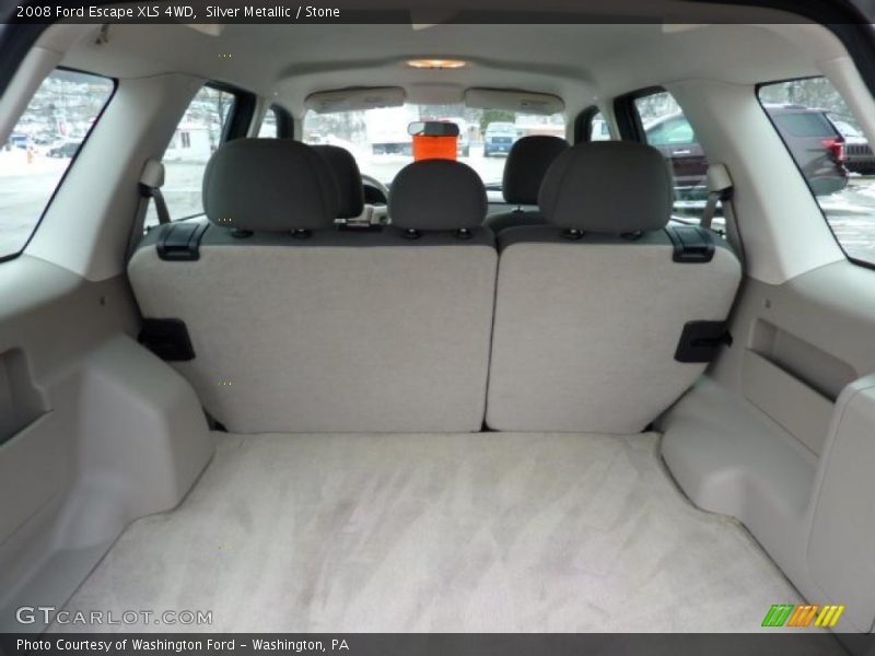  2008 Escape XLS 4WD Trunk