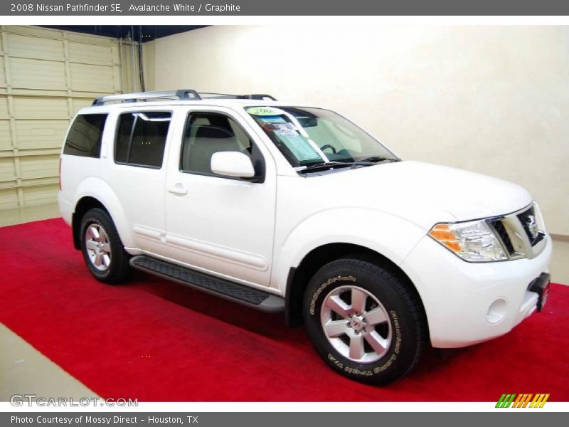 Avalanche White / Graphite 2008 Nissan Pathfinder SE