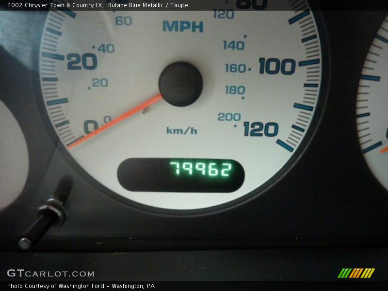 Butane Blue Metallic / Taupe 2002 Chrysler Town & Country LX