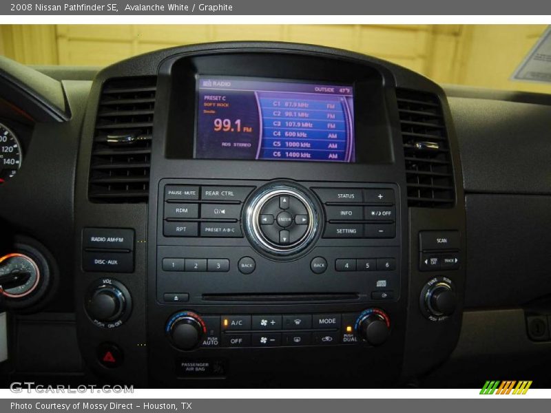 Avalanche White / Graphite 2008 Nissan Pathfinder SE