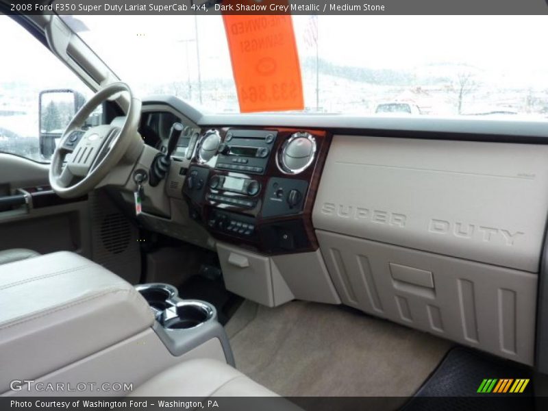 Dashboard of 2008 F350 Super Duty Lariat SuperCab 4x4