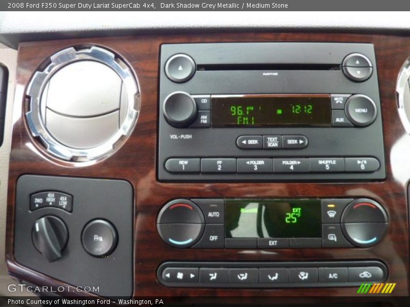Controls of 2008 F350 Super Duty Lariat SuperCab 4x4