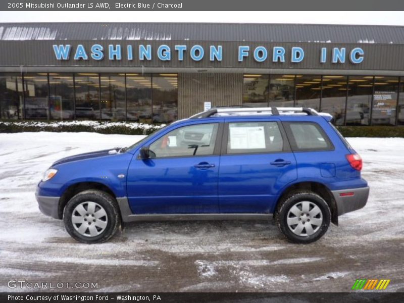 Electric Blue / Charcoal 2005 Mitsubishi Outlander LS AWD