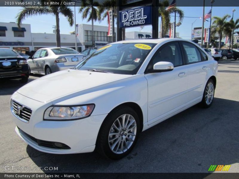 Ice White / Quartz 2010 Volvo S40 2.4i