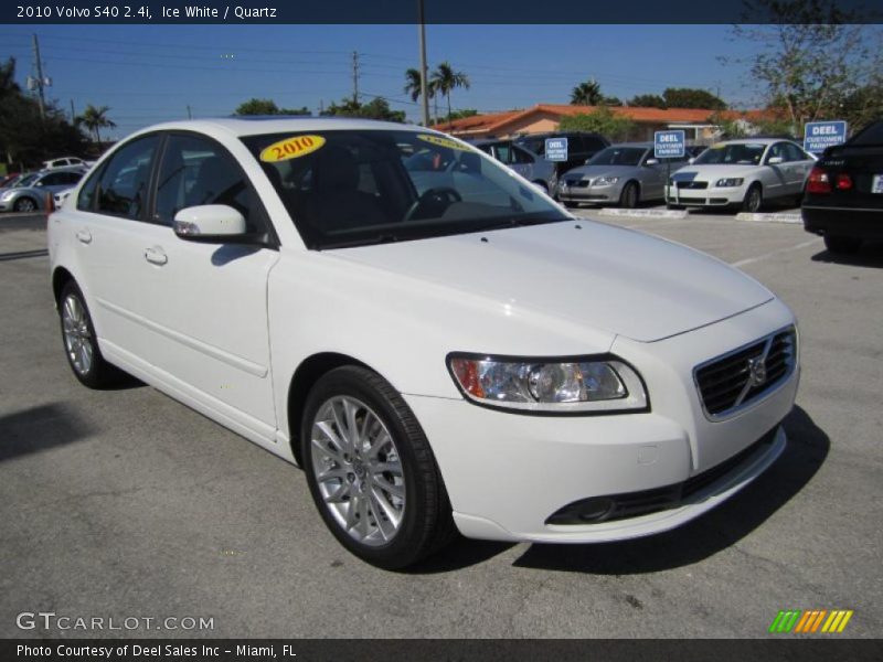 Ice White / Quartz 2010 Volvo S40 2.4i