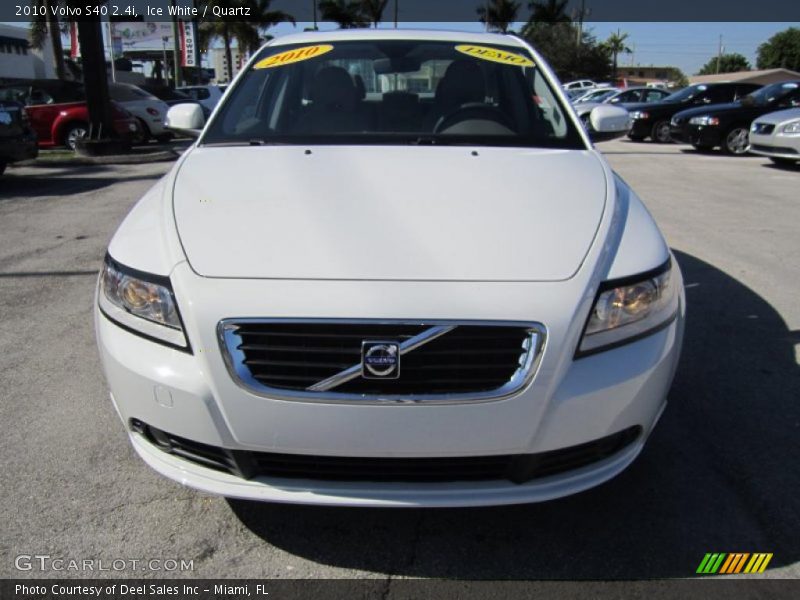 Ice White / Quartz 2010 Volvo S40 2.4i