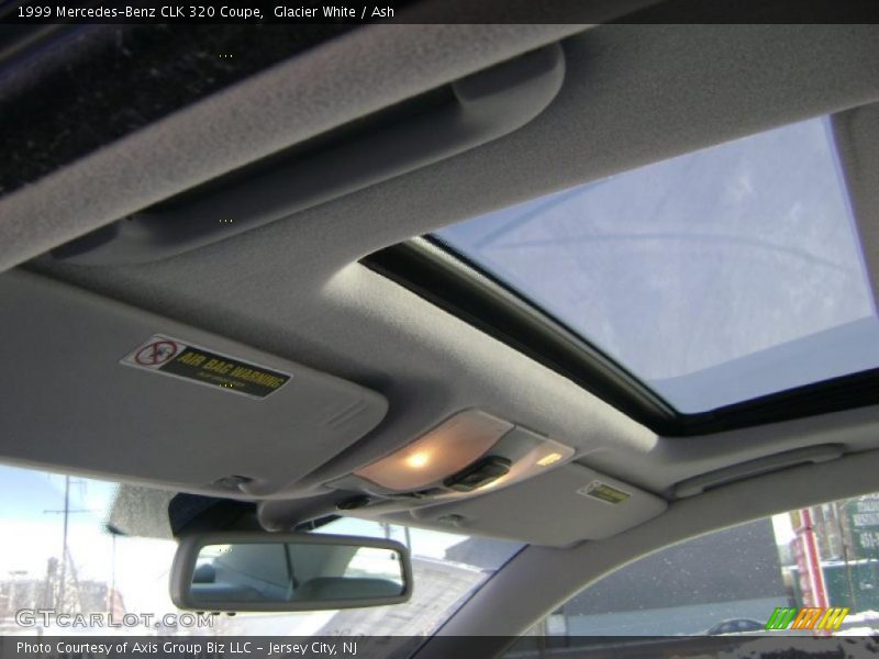 Glacier White / Ash 1999 Mercedes-Benz CLK 320 Coupe