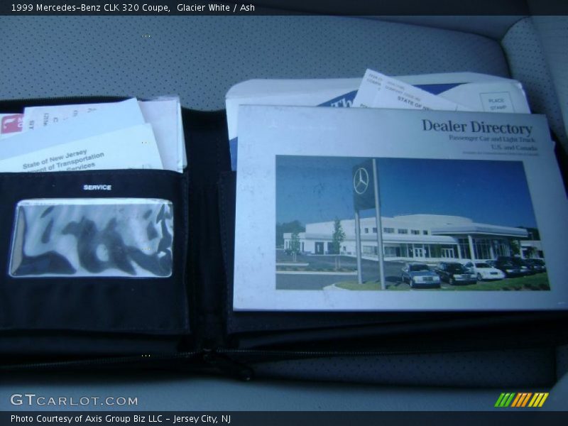 Glacier White / Ash 1999 Mercedes-Benz CLK 320 Coupe