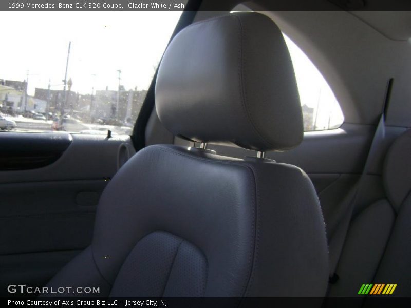 Glacier White / Ash 1999 Mercedes-Benz CLK 320 Coupe