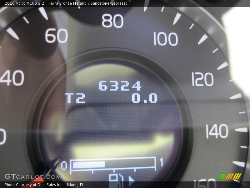 Terra Bronze Metallic / Sandstone/Espresso 2010 Volvo XC60 3.2