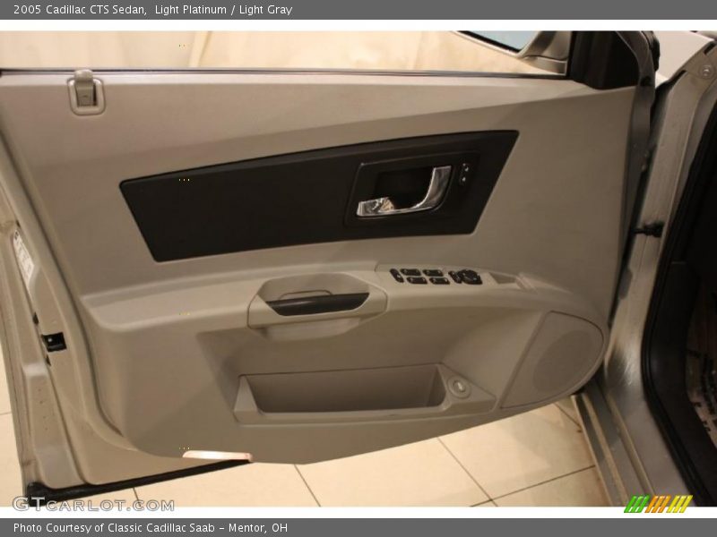 Light Platinum / Light Gray 2005 Cadillac CTS Sedan