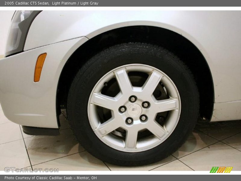 Light Platinum / Light Gray 2005 Cadillac CTS Sedan