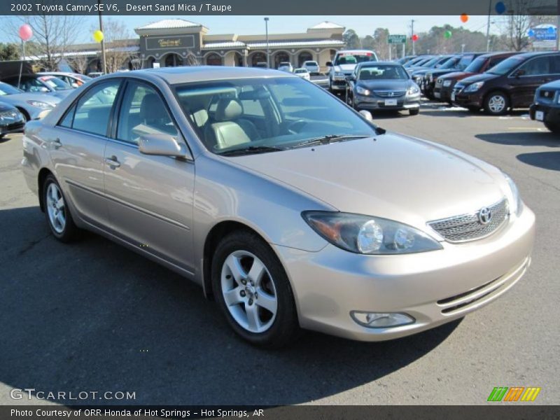 Desert Sand Mica / Taupe 2002 Toyota Camry SE V6