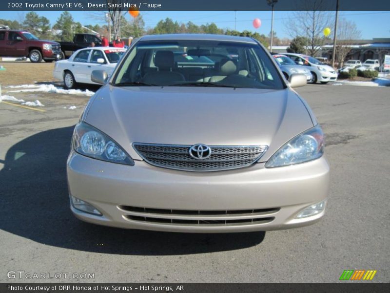 Desert Sand Mica / Taupe 2002 Toyota Camry SE V6