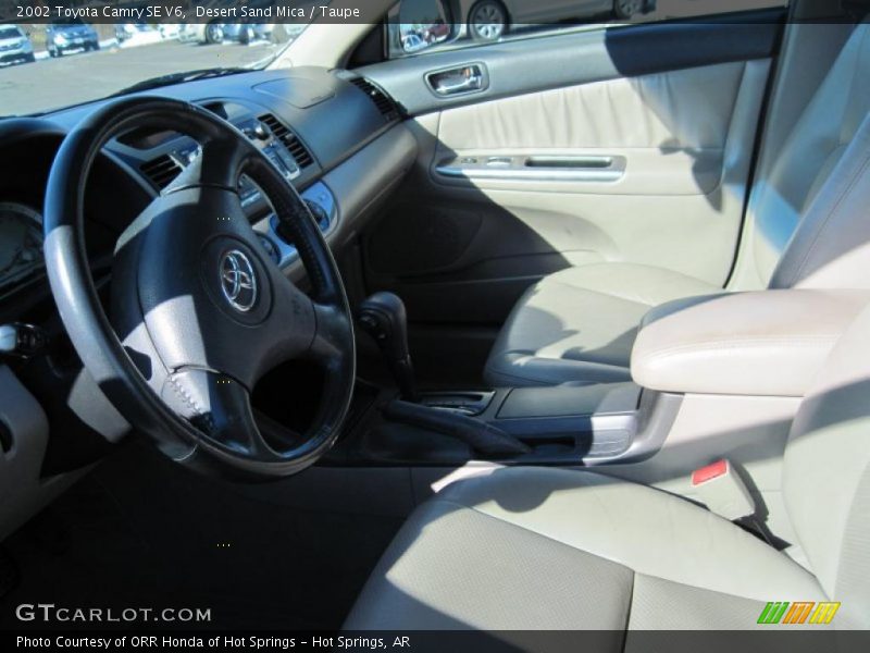 Desert Sand Mica / Taupe 2002 Toyota Camry SE V6