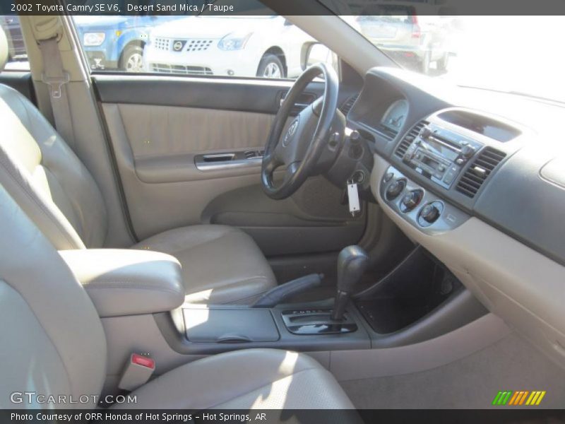 Desert Sand Mica / Taupe 2002 Toyota Camry SE V6