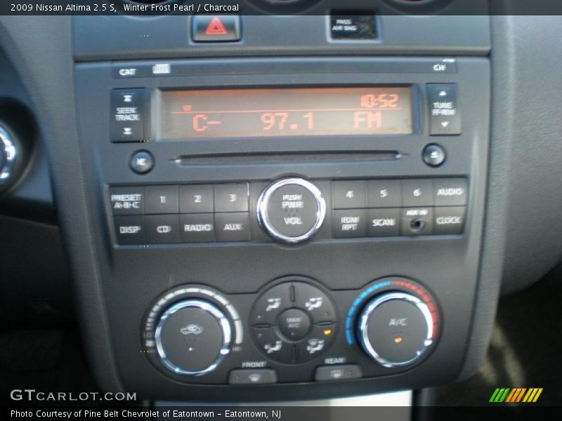 Winter Frost Pearl / Charcoal 2009 Nissan Altima 2.5 S
