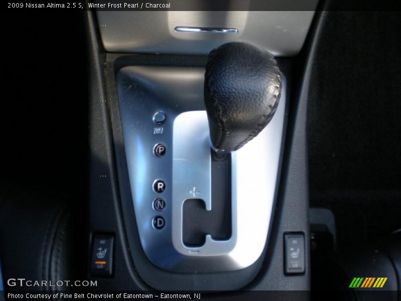 Winter Frost Pearl / Charcoal 2009 Nissan Altima 2.5 S