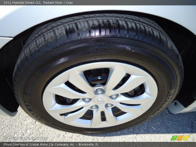 Radiant Silver / Gray 2011 Hyundai Sonata GLS